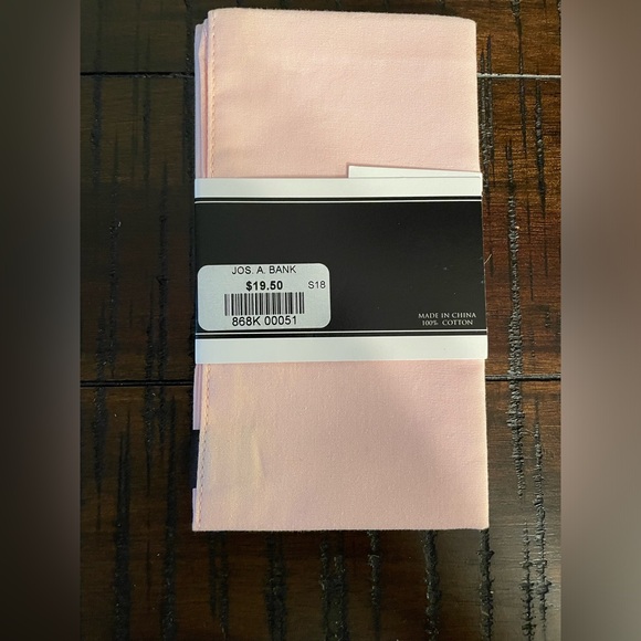 Pink Jos A Bank pocket square brand new with tags - Picture 2 of 2